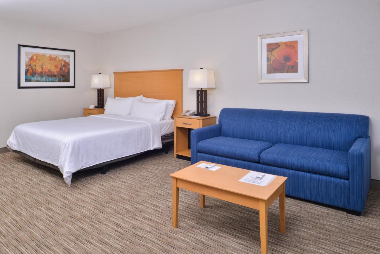 Holiday Inn Express Stockton Southeast By Ihg Exterior foto